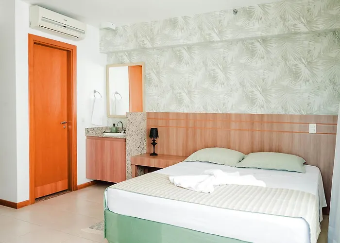 Flat Premium, novo, ao lado da ESPLANADA, completo e confortável no Saint Moritz Brasília Hotel
