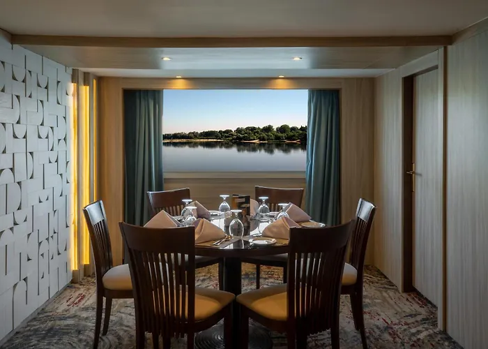 Renaissance Nile Cruise - Every Saturday From Luxor To Aswan For 4 Nights , And Every Wednesday From Aswan To Luxor For 3 Nights