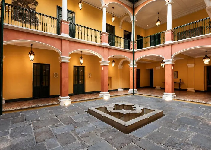 Hotel De La Opera