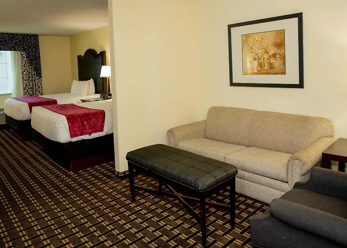 Evangeline Downs Hotel, An Ascend Collection Hotel
