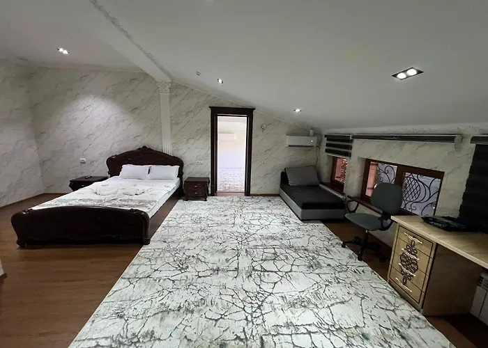 Anor Avenue Hotel