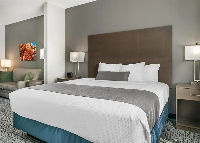 Best Western Plus Wayland Hotel