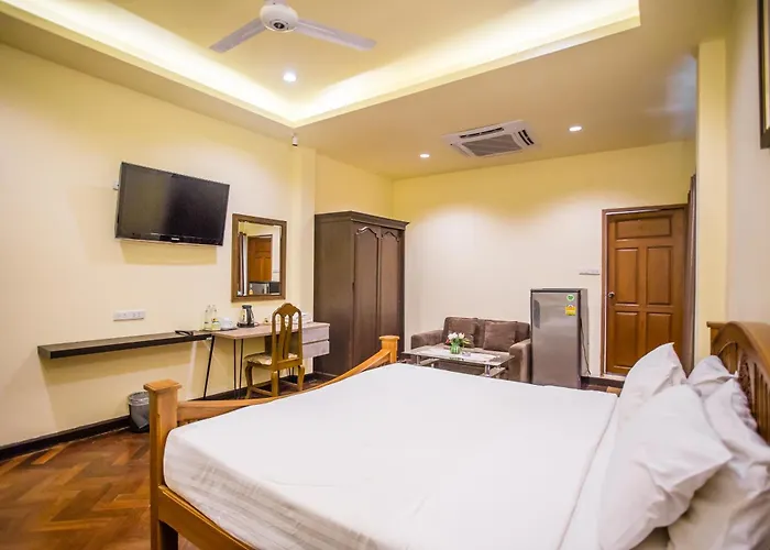 Prince Hotel Chiang Mai