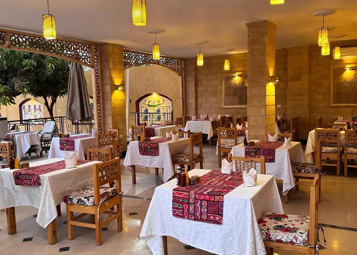 Jewel Howard Carter Hotel