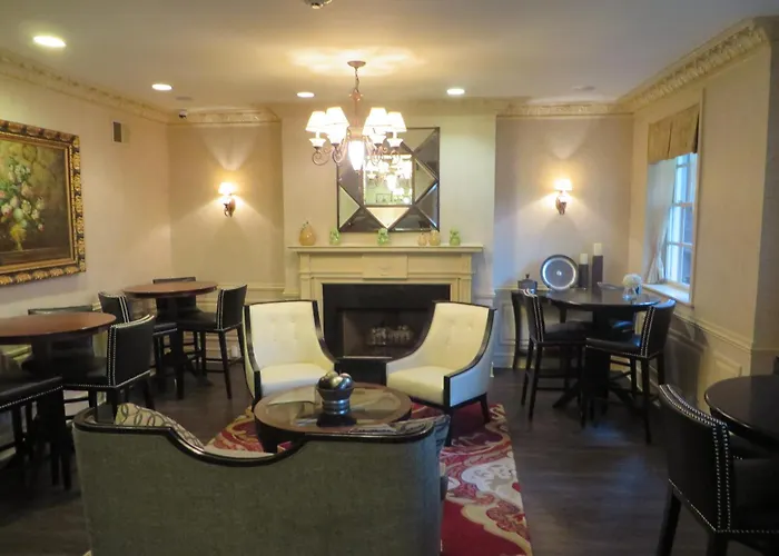 Best Western Plus Hawthorne Terrace Hotel