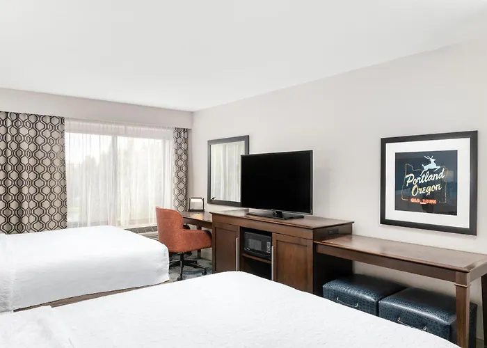 Hampton Inn Portland East