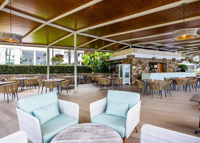 Hipotels Barrosa Palace & Spa
