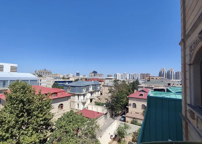 Ekm Hotel