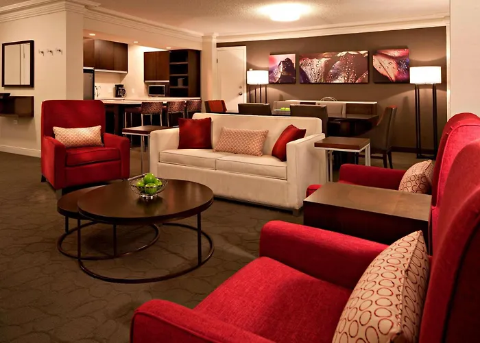 Delta Hotels By Marriott Winnipeg