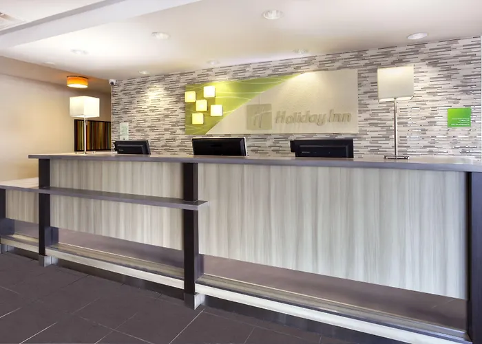 Holiday Inn Express Winnipeg Airport - Polo Park By Ihg