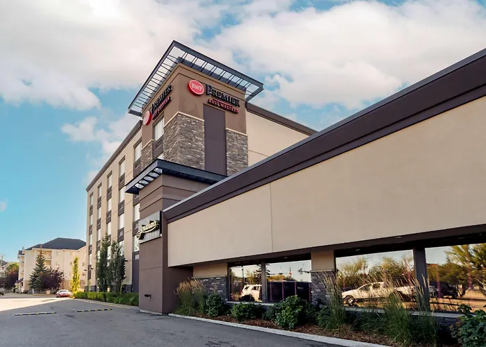 Best Western Premier Denham Inn & Suites