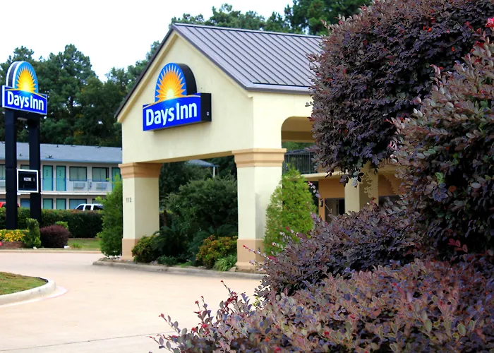 Days Inn By Wyndham Longview South
