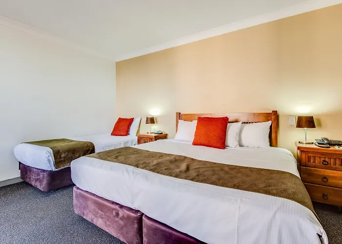 Hillcrest Apartment Hotel