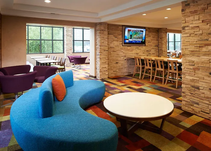 Fairfield Inn & Suites Indianapolis East