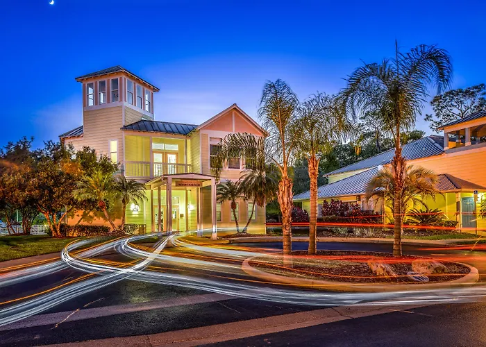 Barefoot'N Resort