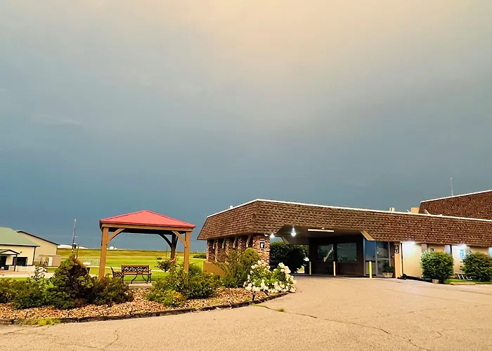 Hometown Inn And Suites