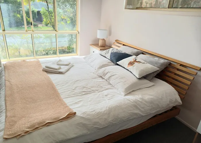 3Mins Walk To Shopping Centre&City Bus, Airport