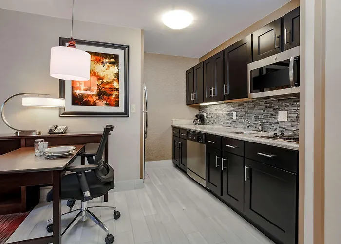 Homewood Suites By Hilton Long Island-Melville