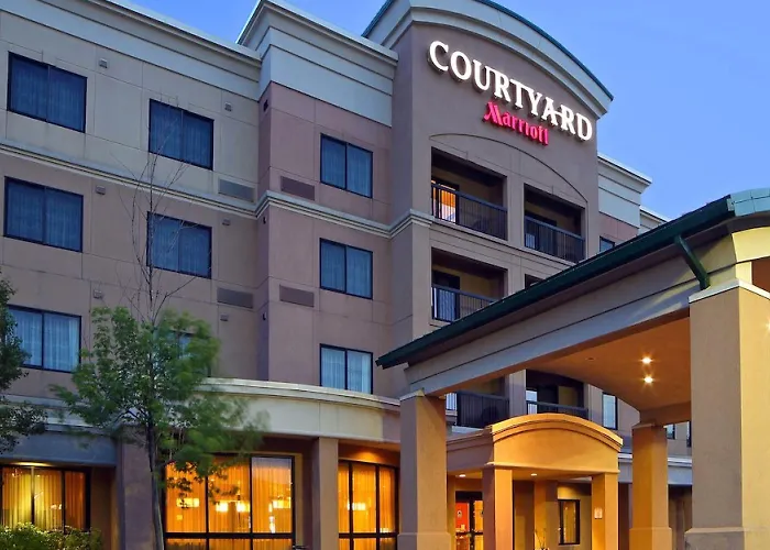 Courtyard By Marriott Mississauga-Airport Corporate Centre West
