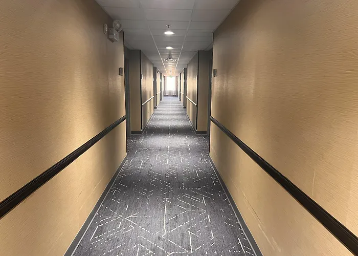 Comfort Suites Louisville Airport