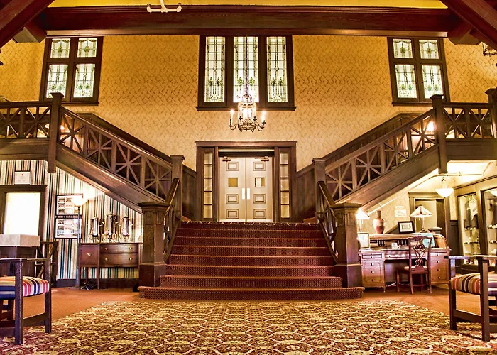 Historic Summit Inn