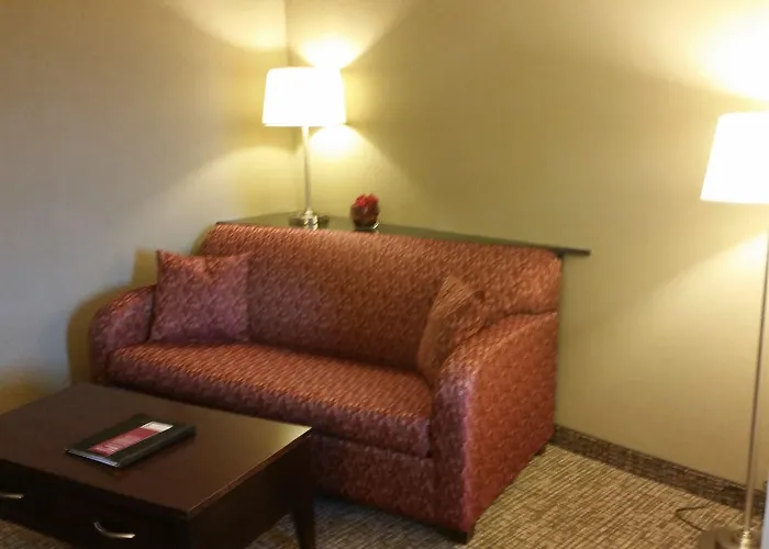 Comfort Suites Bentonville - Rogers