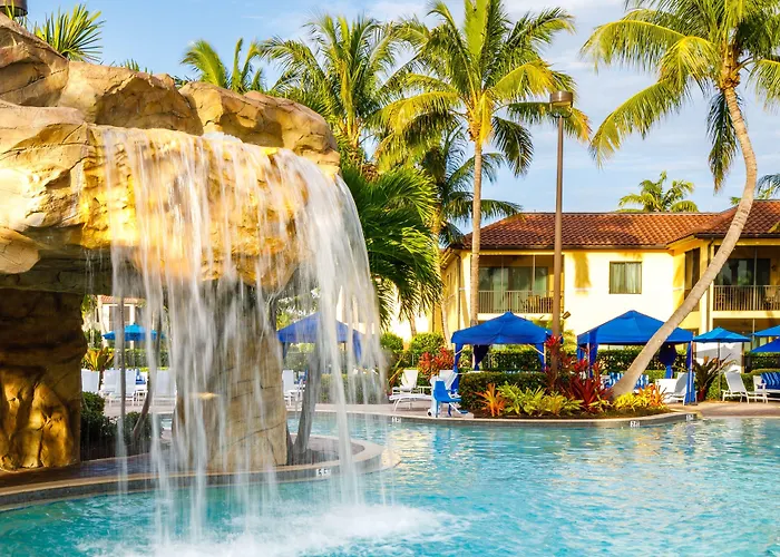 Naples Bay Resort And Marina