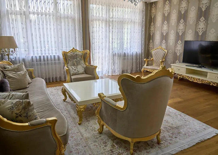 Monday Royal Apart Hotel