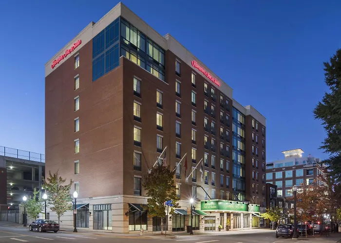 Hampton Inn & Suites Little Rock-Downtown