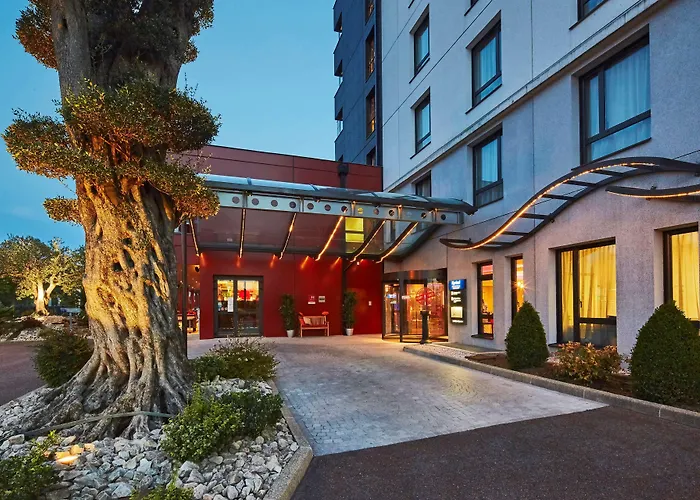 Kyriad Prestige Lyon Est - Saint Priest Eurexpo Hotel&SPA