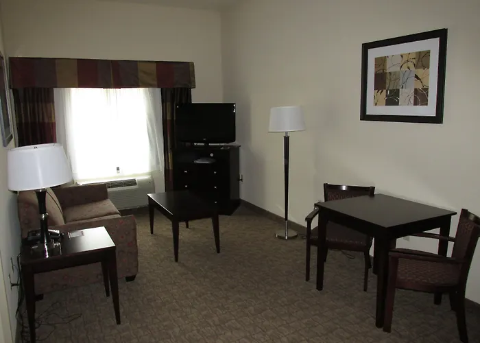 Holiday Inn Express And Suites Wheeling By Ihg
