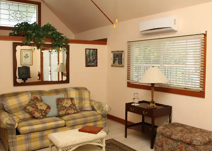 Bear Flag Inn
