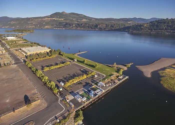 Hampton Inn & Suites Hood River