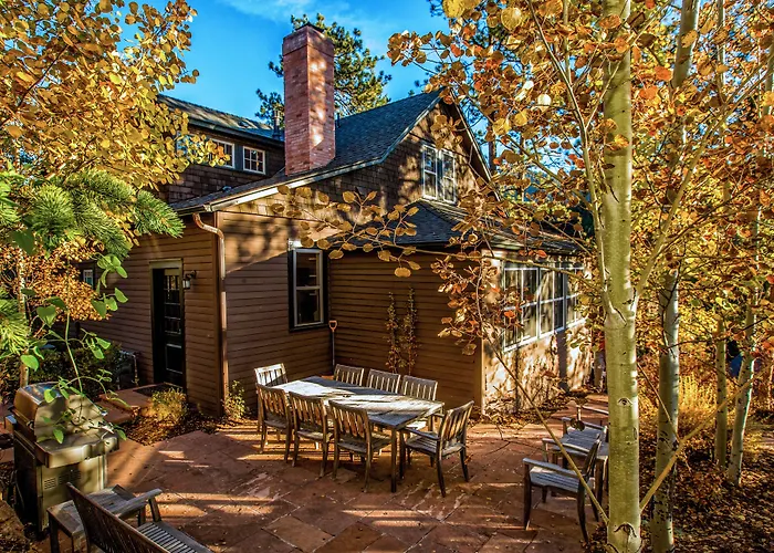 The Outlook Lodge