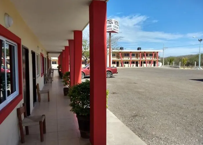 Hotel Descanso Inn