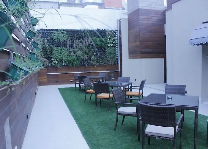 Hotel Swati Deluxe
