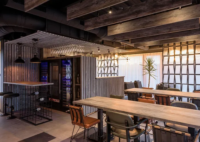 Joy 5 Hotel & Spa