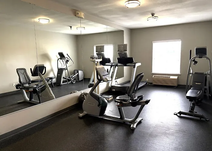 Garner Hotel Liberal North By Ihg