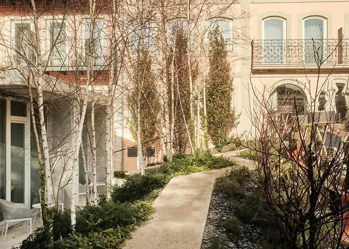 Catalonia Porto