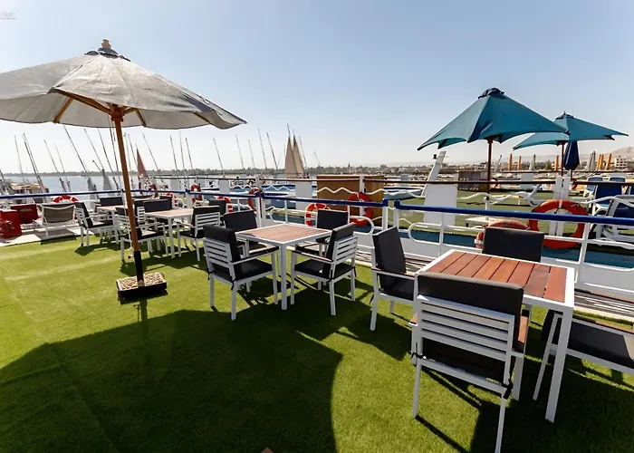 Nile Cruise Luxor 4 Nights Aswan 3 Nights