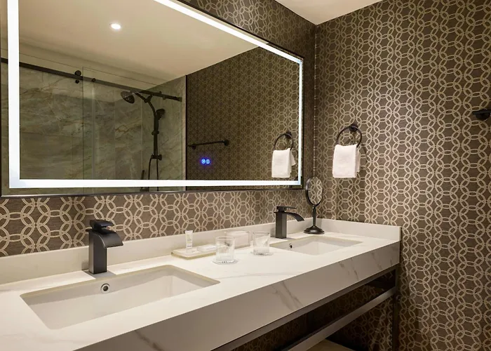Los Angeles Airport Marriott