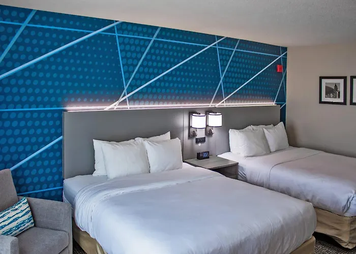 Comfort Inn & Suites Geneva- West Chicago