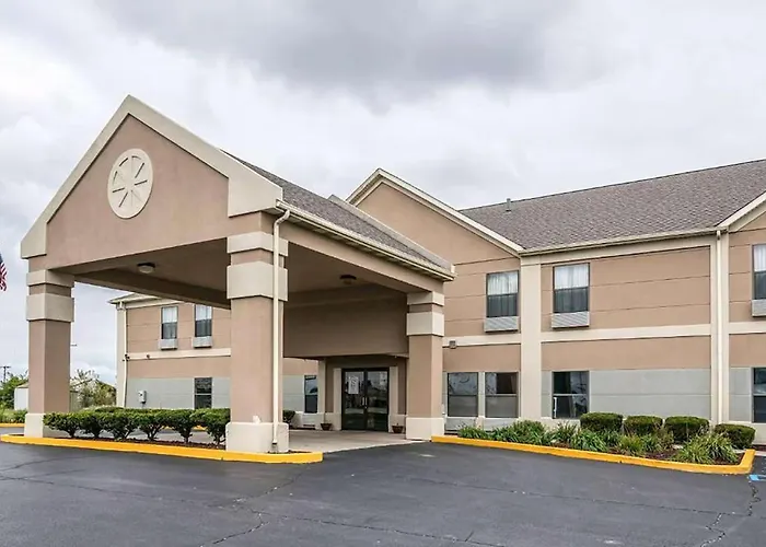 Relax Inn & Suites