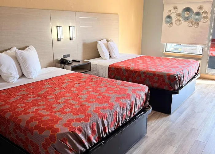 Milan Inn & Suites