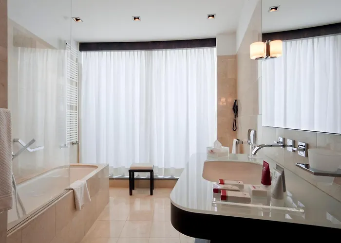 Crowne Plaza Milan City By Ihg