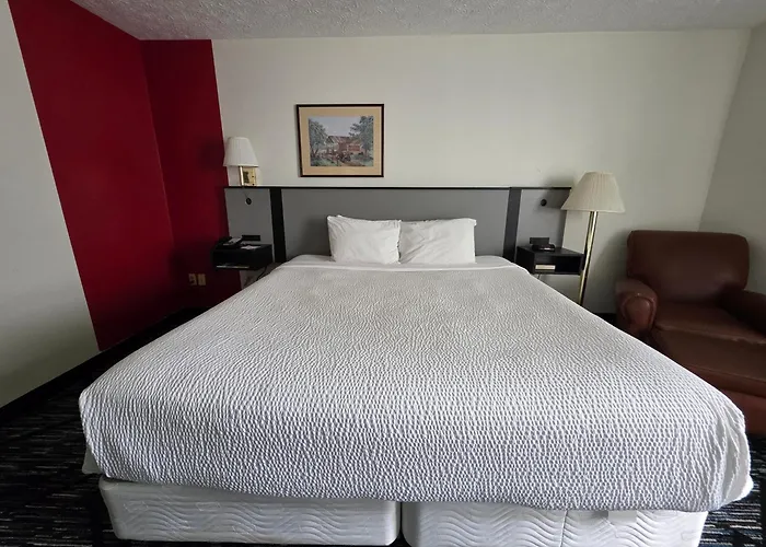 Ramada By Wyndham Strasburg Dover