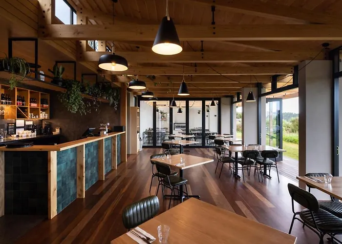 Tussock Hill Vineyard Retreats