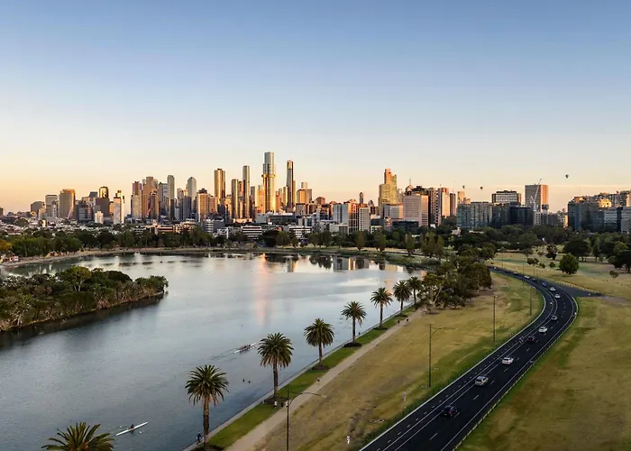 Tyrian Albert Park Lake