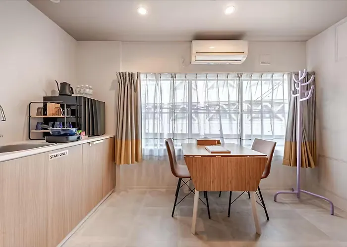 8B Hotel -Osaka Nishikujo Apartment-