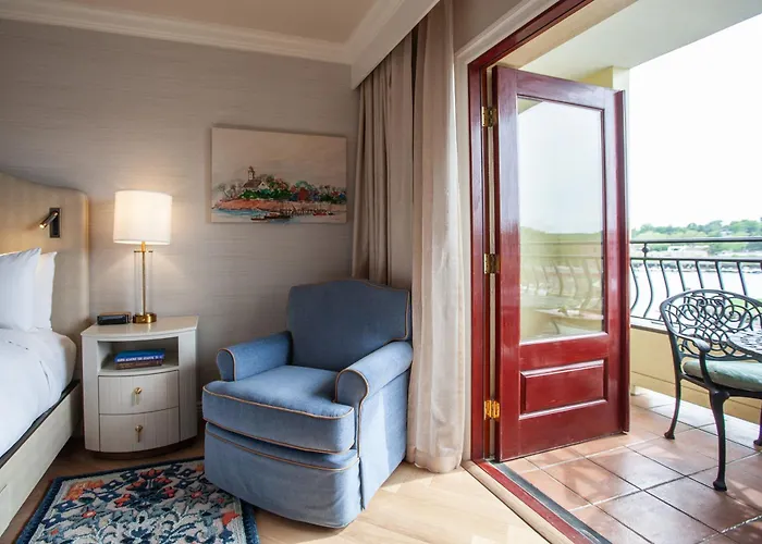 Delamar Greenwich Harbor